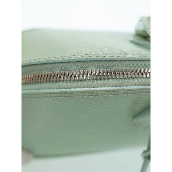Louis Vuitton Epi PM Handbag Alma - Picture 4 of 8
